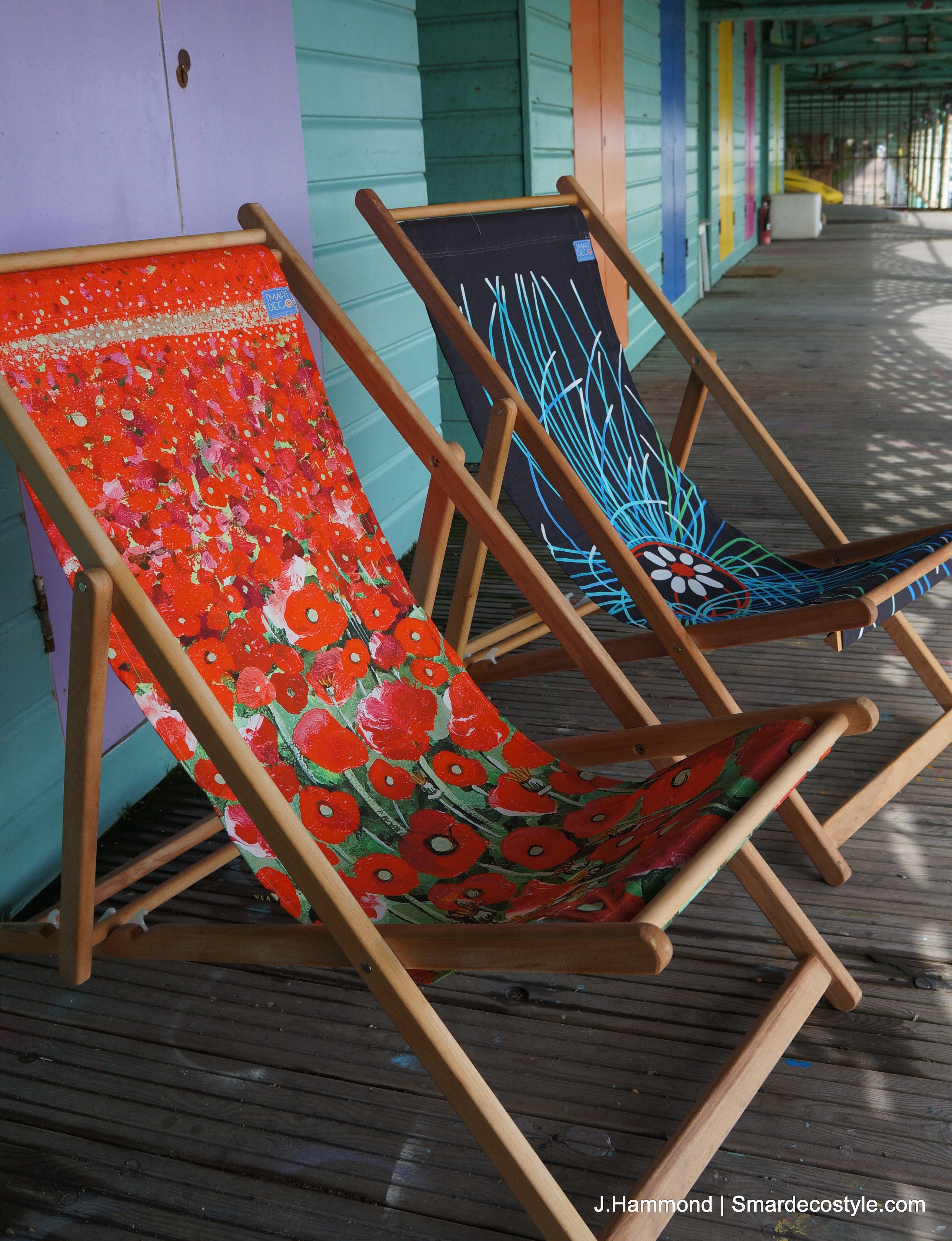 Deckchair - Traditional Seaside - Poppy  Smart Deco Homeware Lighting and Art by Jacqueline hammond