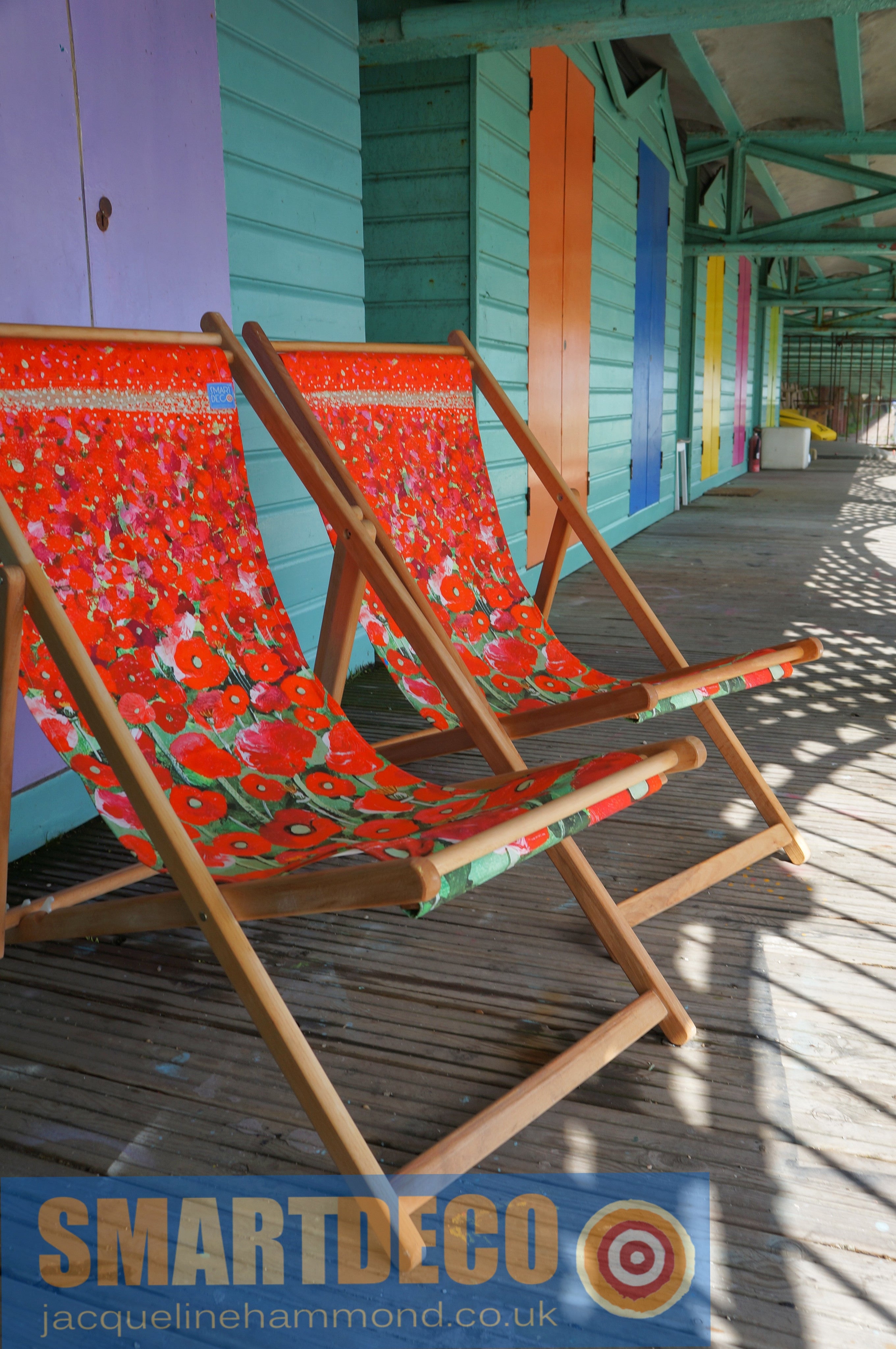 Deckchair - Traditional Seaside - Poppy  Smart Deco Homeware Lighting and Art by Jacqueline hammond