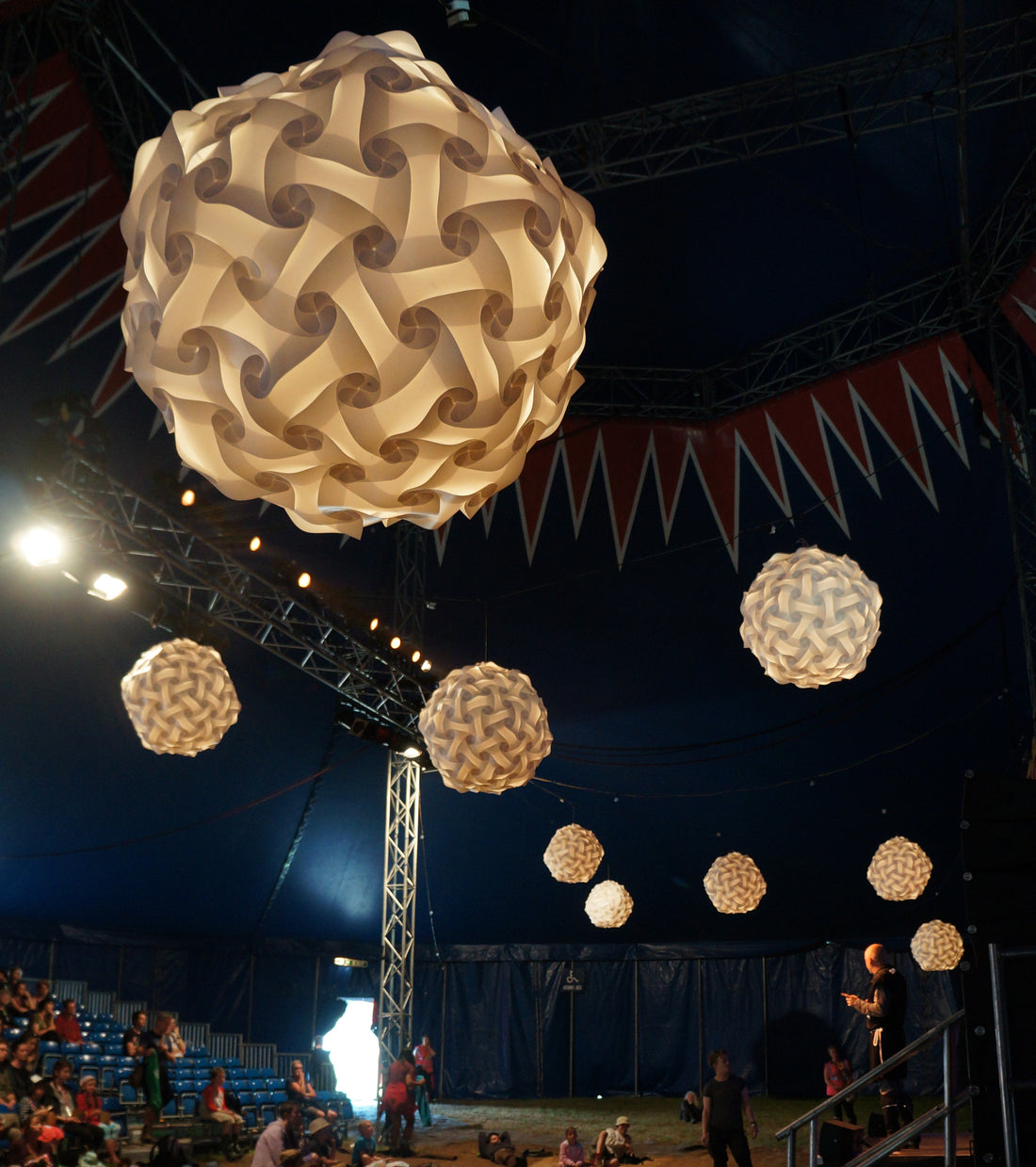 Smarty Lamps at Glastonbury Festival 2015