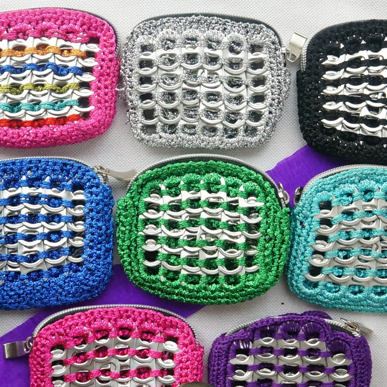 purses crocheted with ring pulls