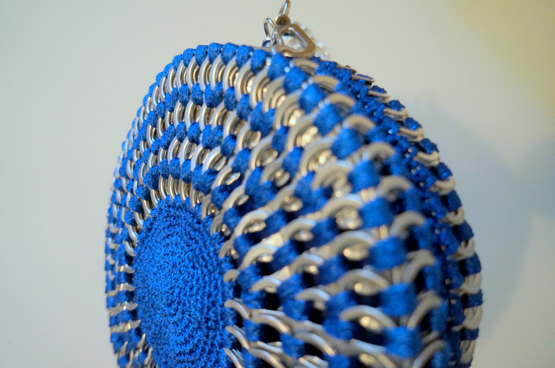 Round Daisy Chain Ring Pulls Handbag  Smart Deco Homeware Lighting and Art by Jacqueline hammond