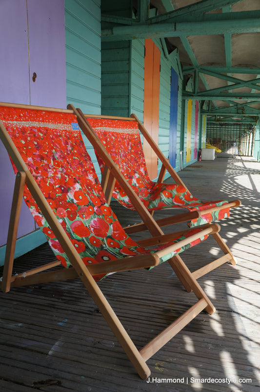 Deckchair - Traditional Seaside - Poppy  Smart Deco Homeware Lighting and Art by Jacqueline hammond