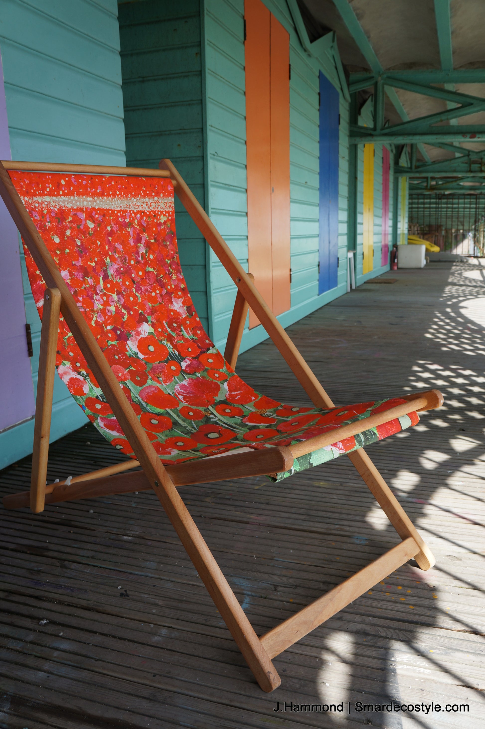 Deckchair - Traditional Seaside - Poppy  Smart Deco Homeware Lighting and Art by Jacqueline hammond