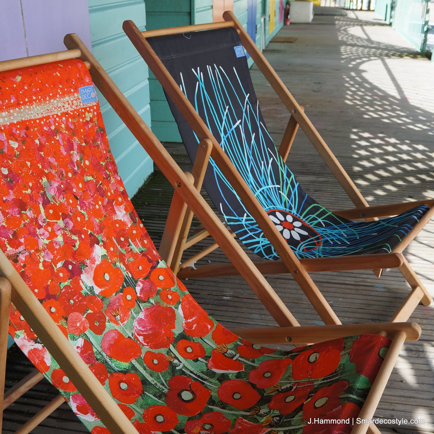 Deckchair - Traditional Seaside - Poppy  Smart Deco Homeware Lighting and Art by Jacqueline hammond