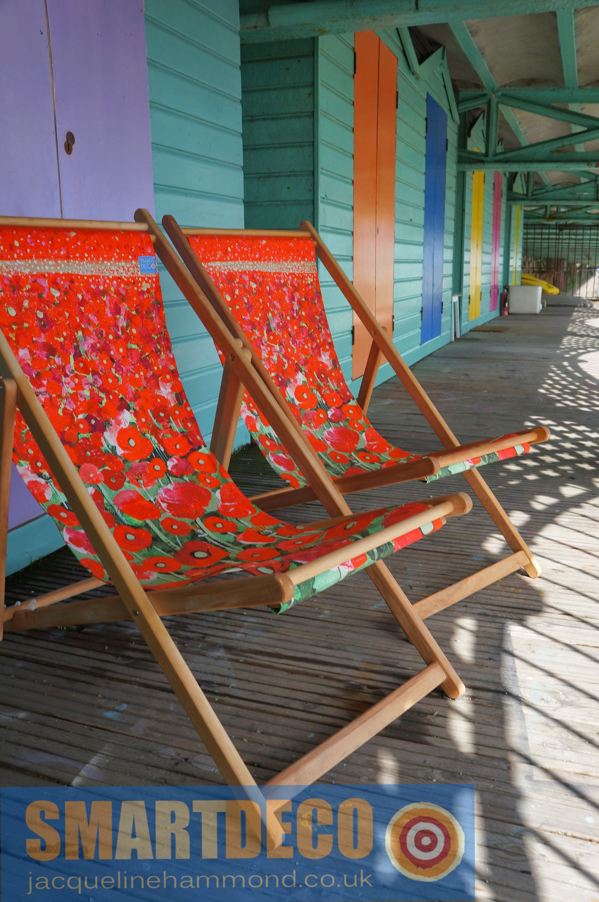 Deckchair - Traditional Seaside - Poppy  Smart Deco Homeware Lighting and Art by Jacqueline hammond