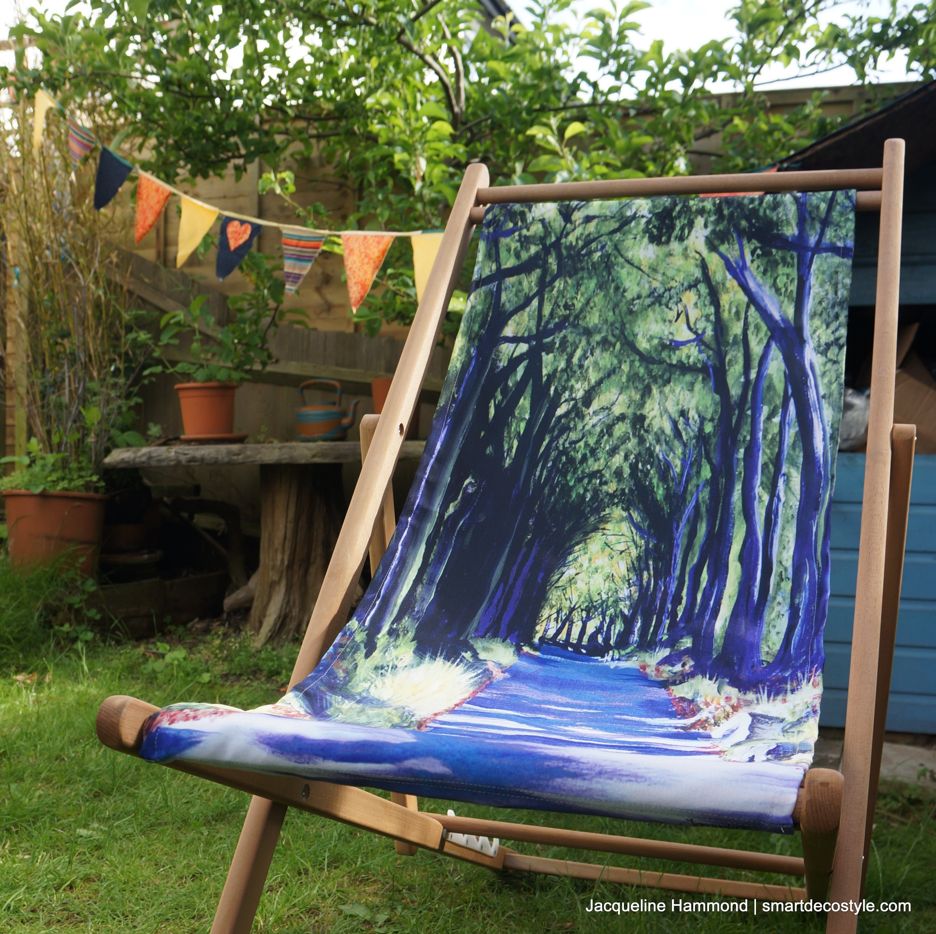 Deckchair - Traditional Seaside  - Country Lane  Smart Deco Homeware Lighting and Art by Jacqueline hammond